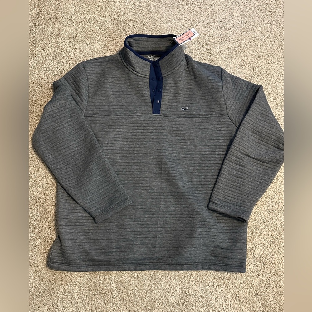 Vineyard Vines quilted snap placket pullover